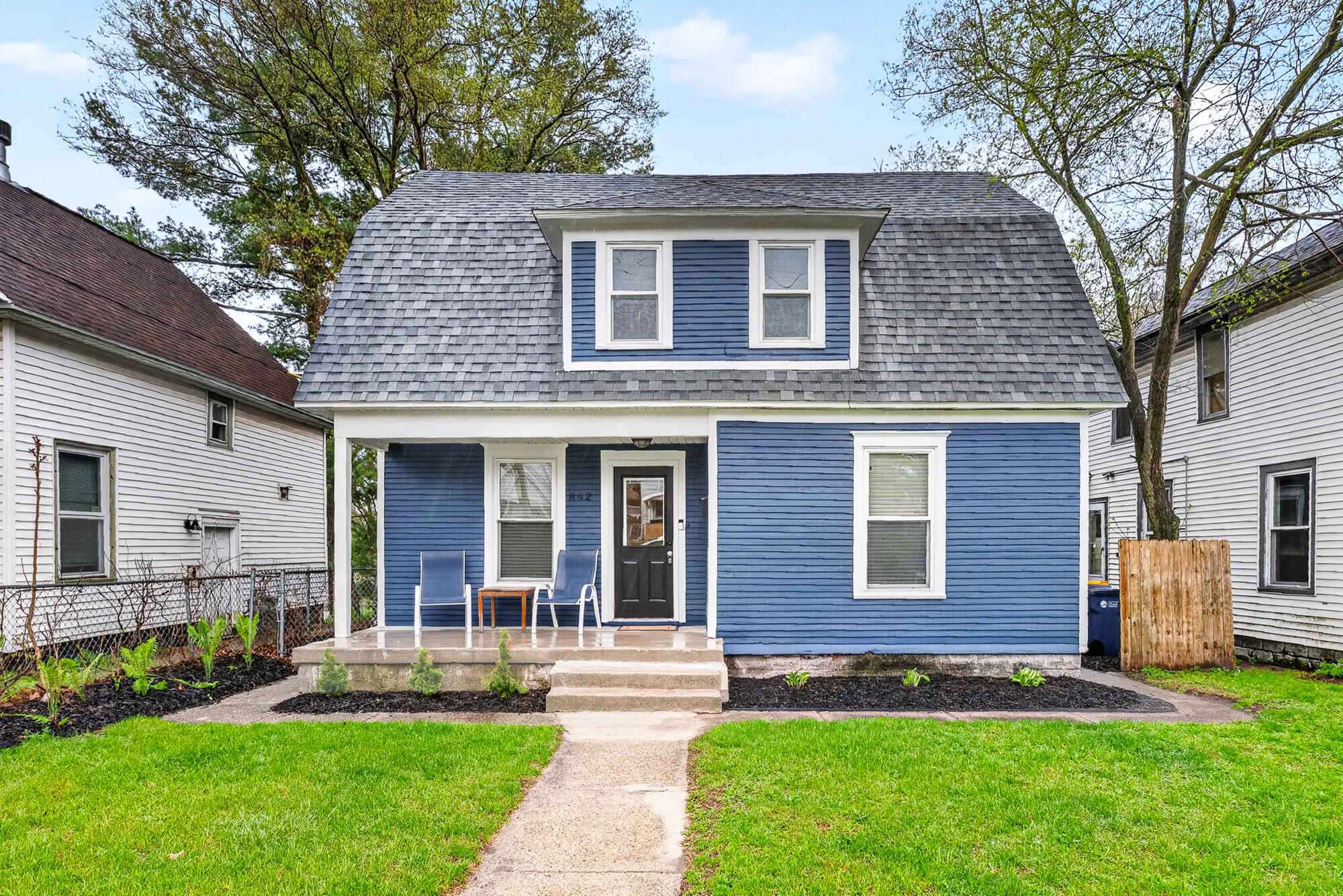 842 Hall Street SE Grand Rapids MI 49507