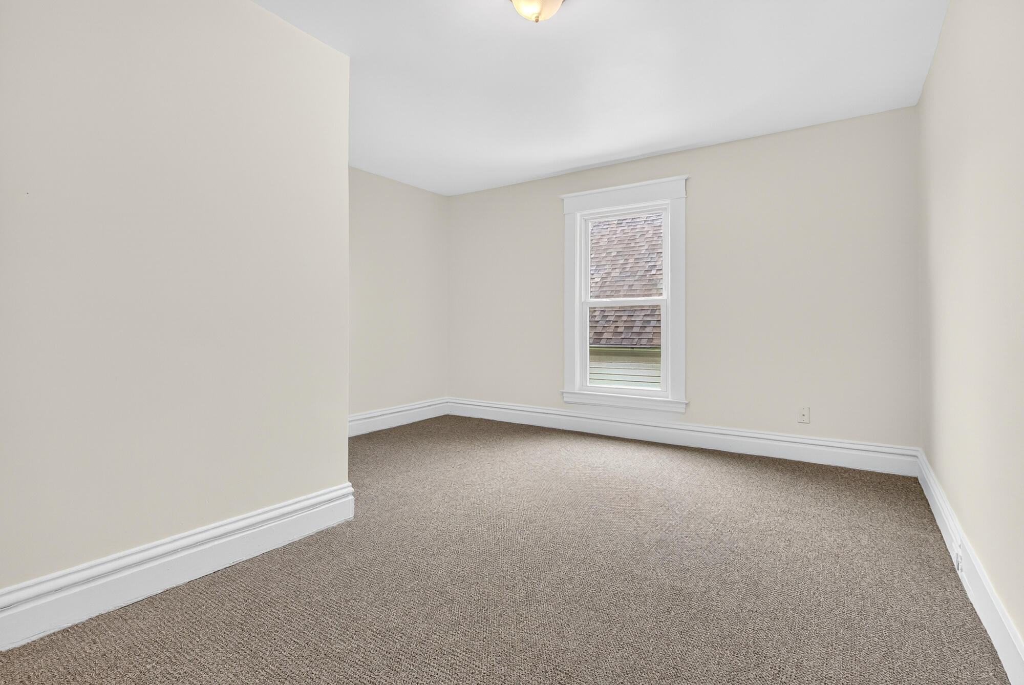 842 Hall Street SE Grand Rapids MI 49507