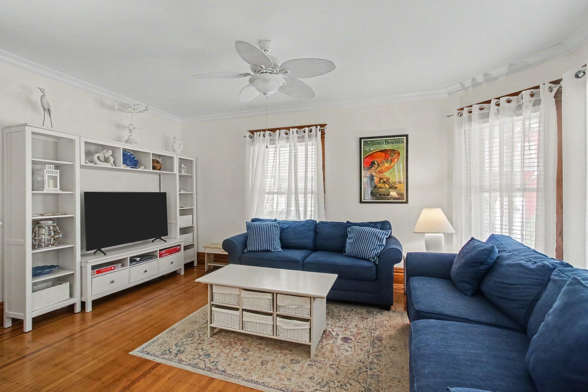 107 Park Avenue South Haven MI 49090