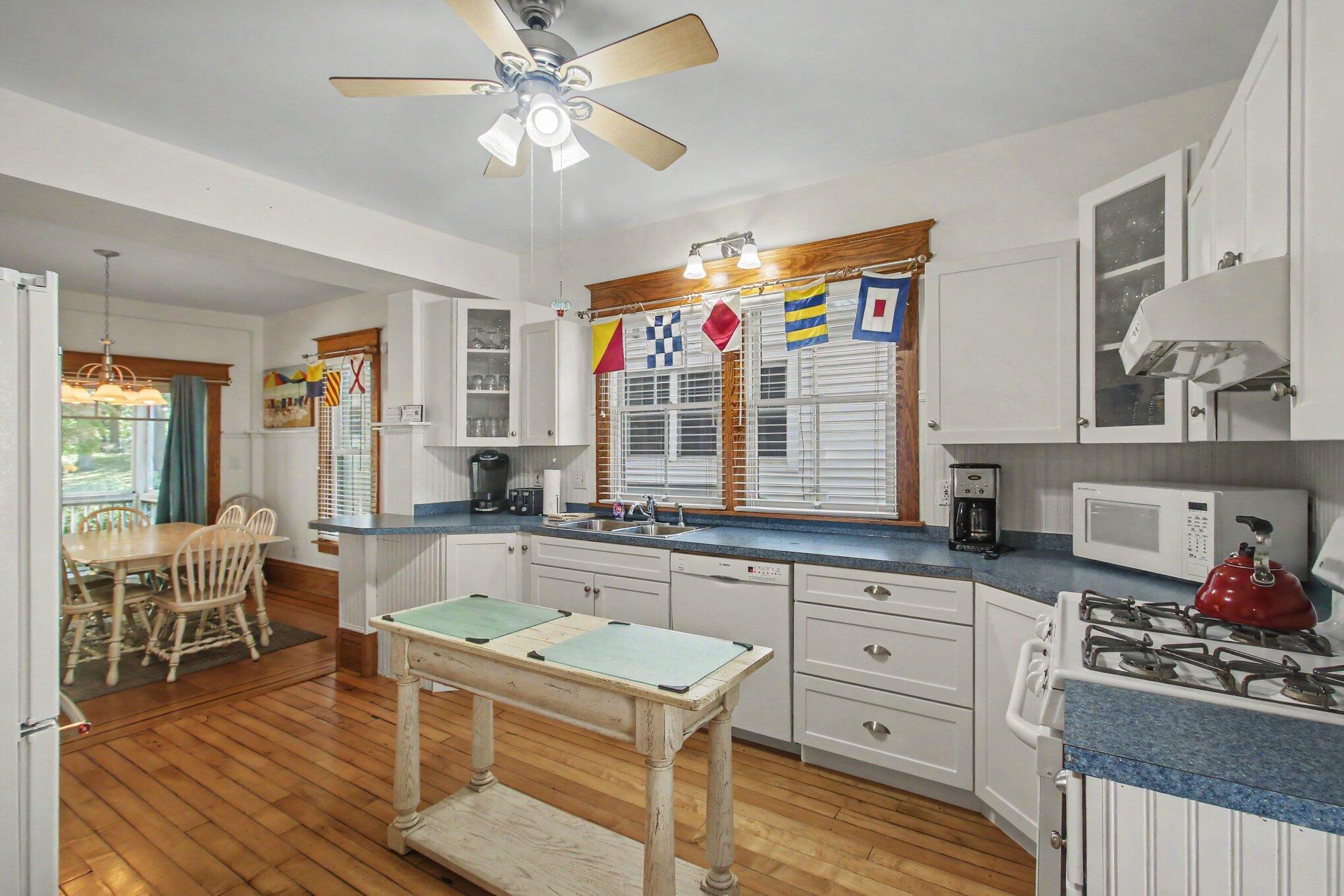 107 Park Avenue South Haven MI 49090