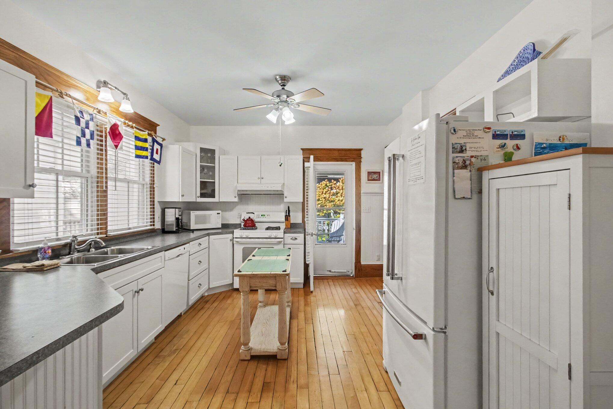 107 Park Avenue South Haven MI 49090