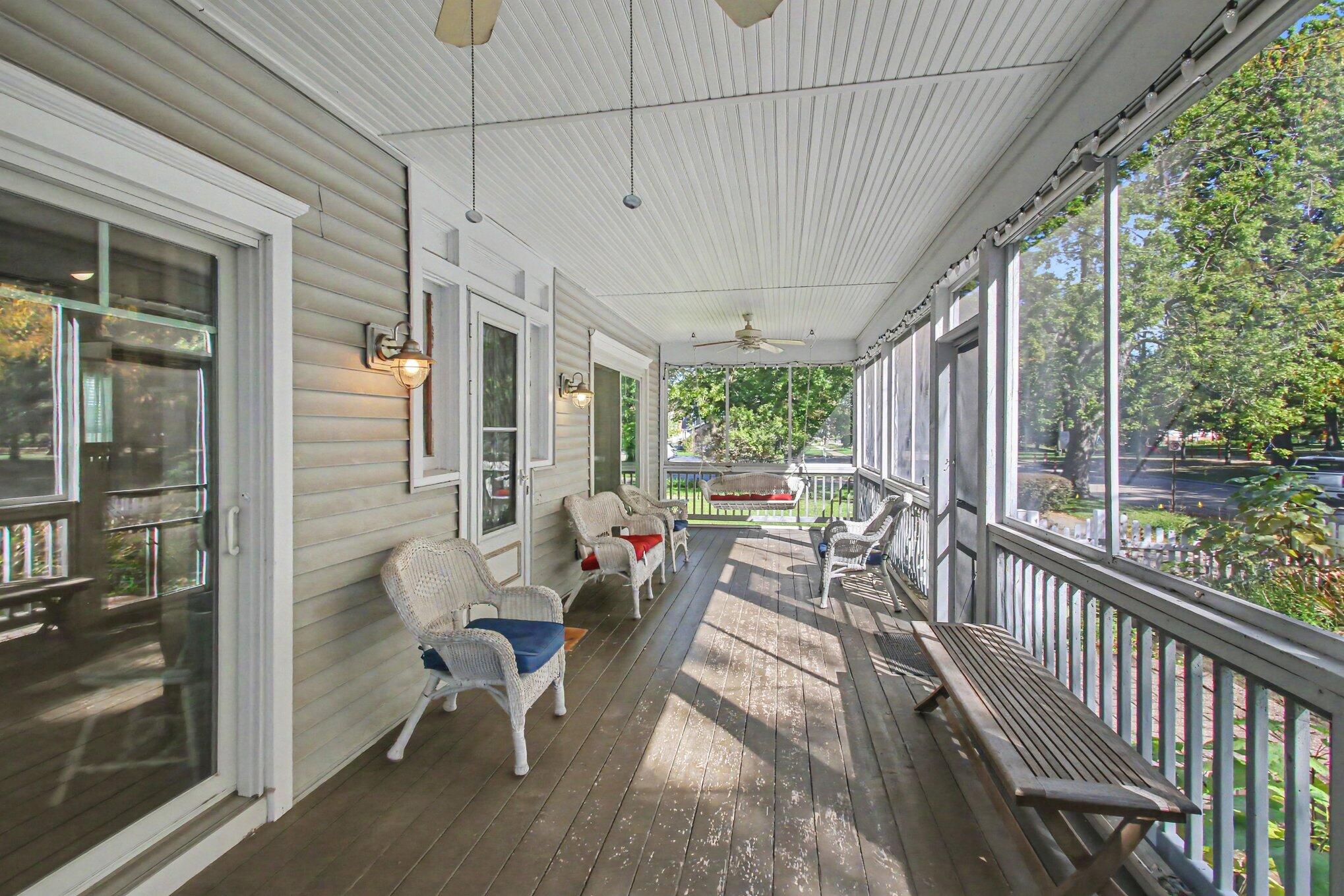 107 Park Avenue South Haven MI 49090