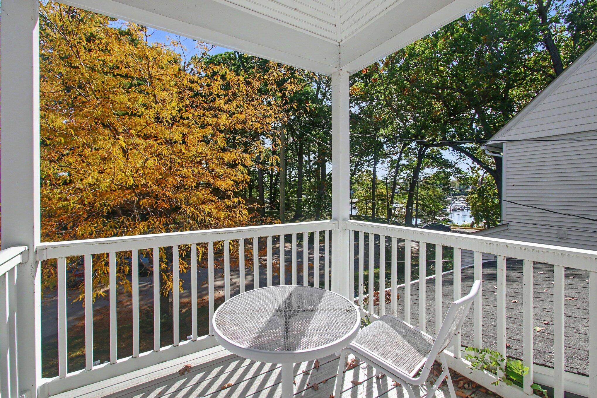 107 Park Avenue South Haven MI 49090