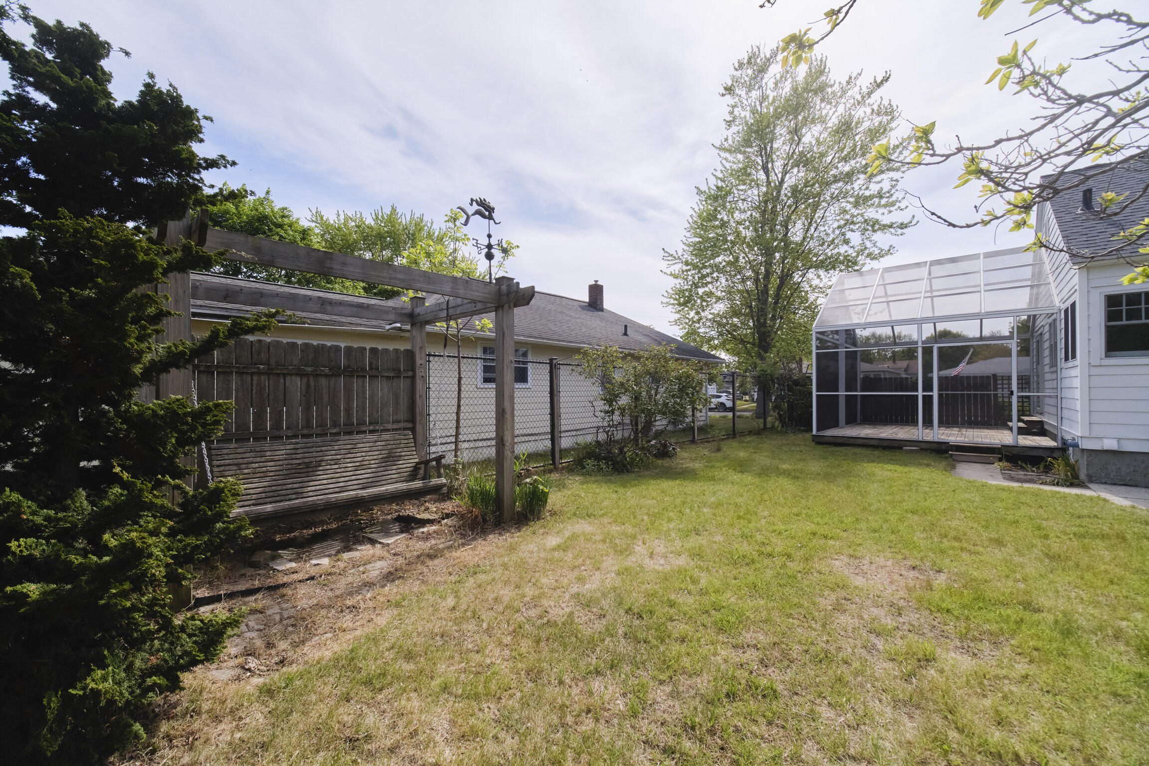 504 N Lewis Street Ludington MI 49431