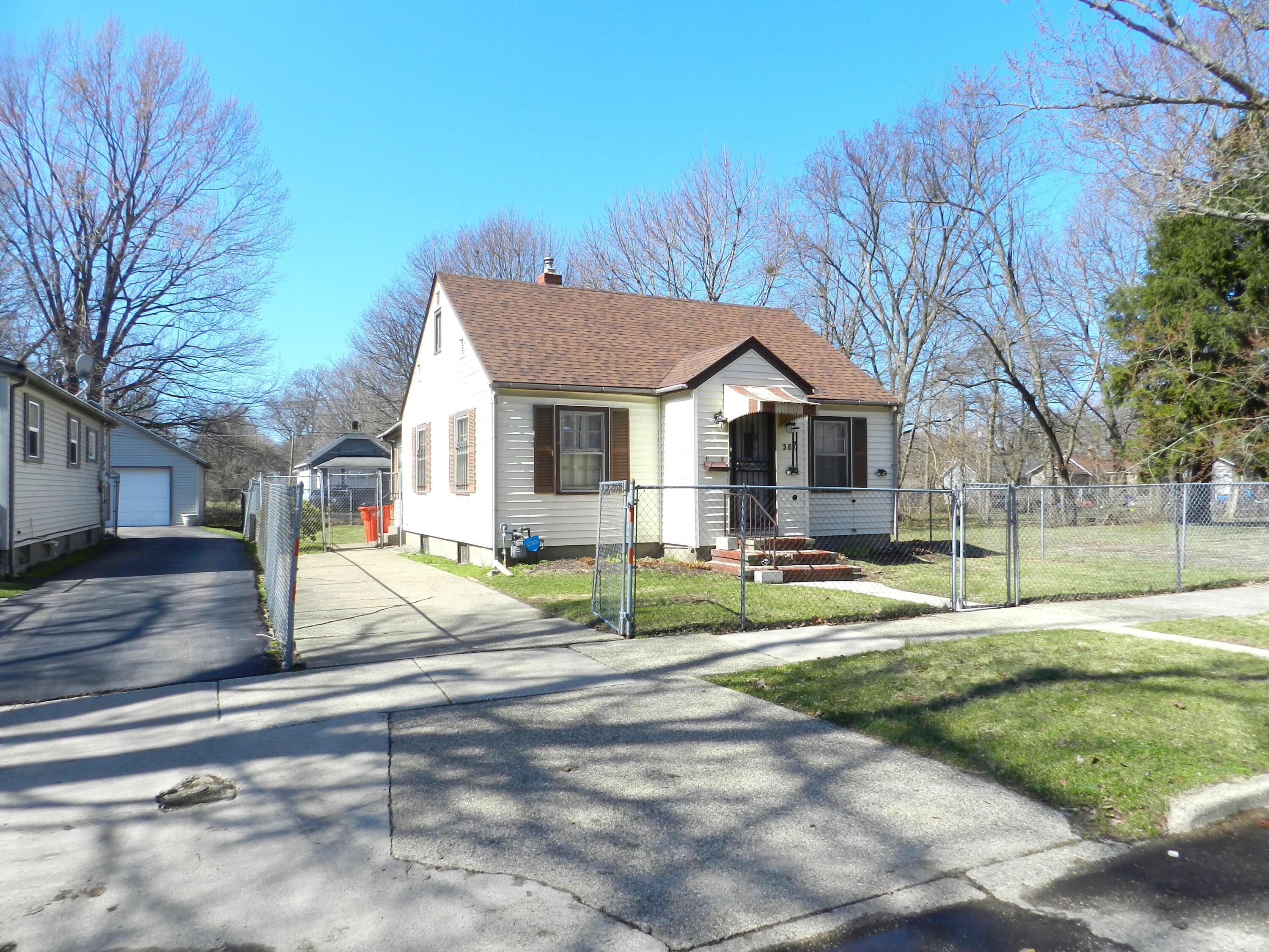 380 N Mccord Street Benton Harbor MI 49022