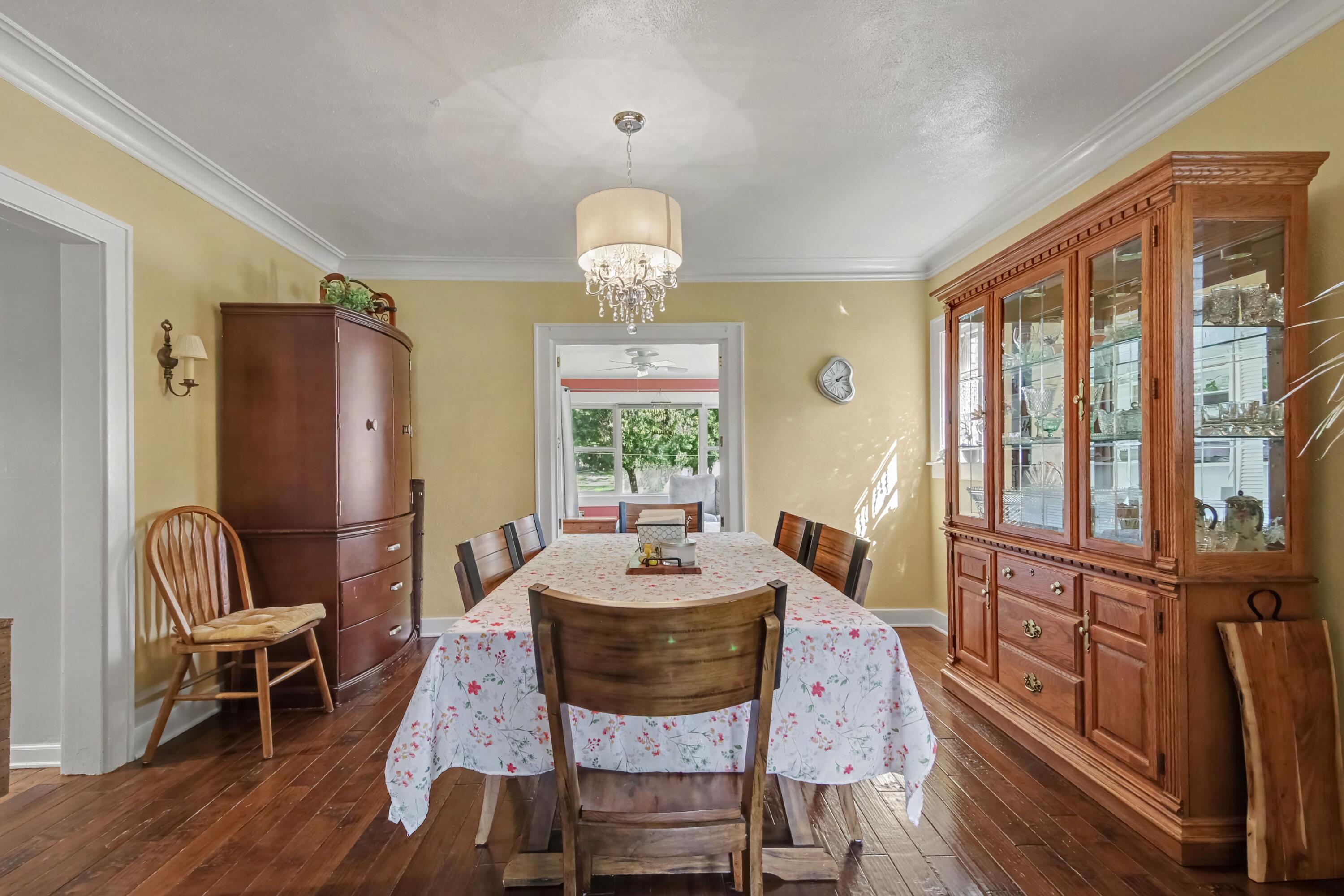1214 Oakleigh Avenue NW Grand Rapids MI 49504