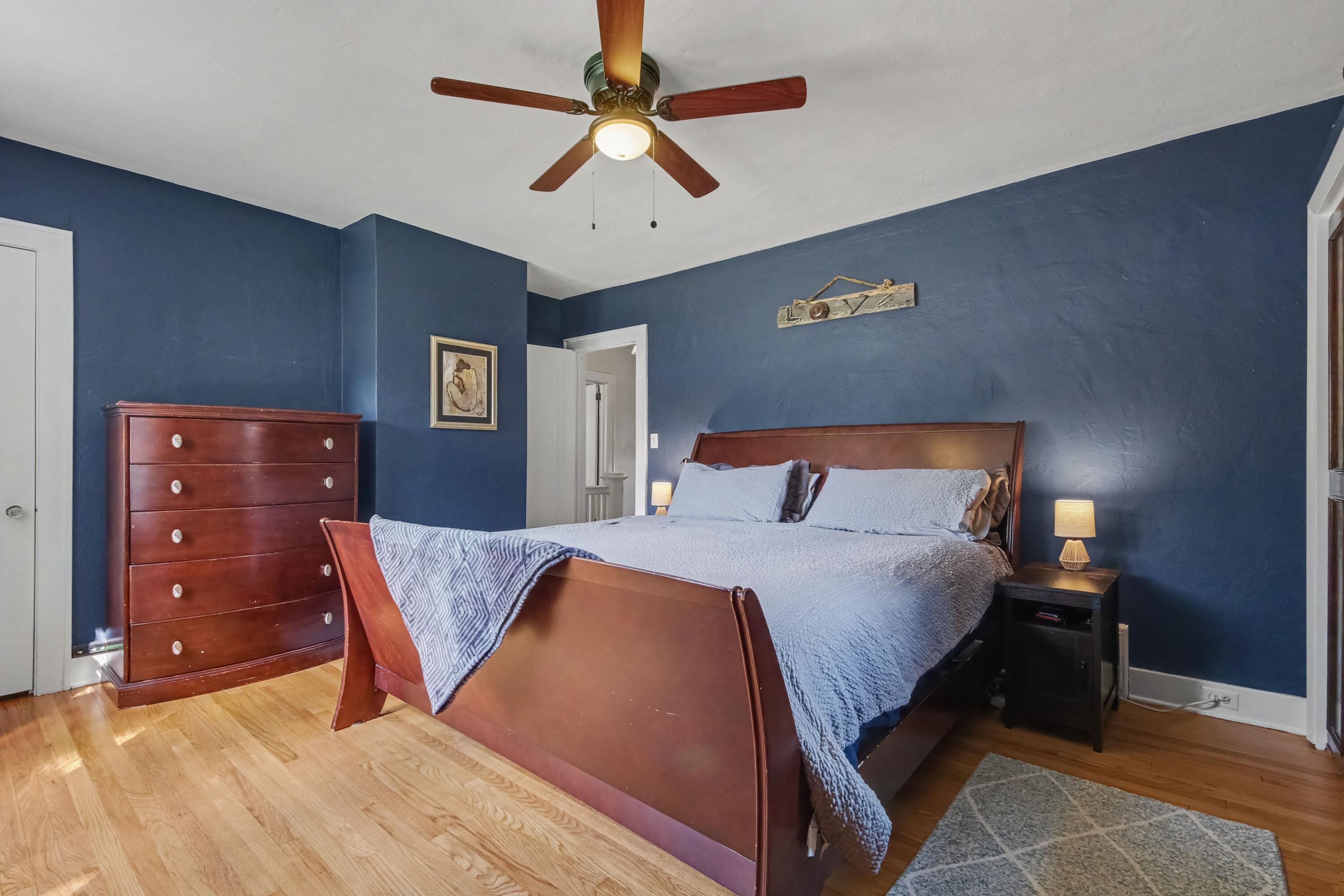 1214 Oakleigh Avenue NW Grand Rapids MI 49504