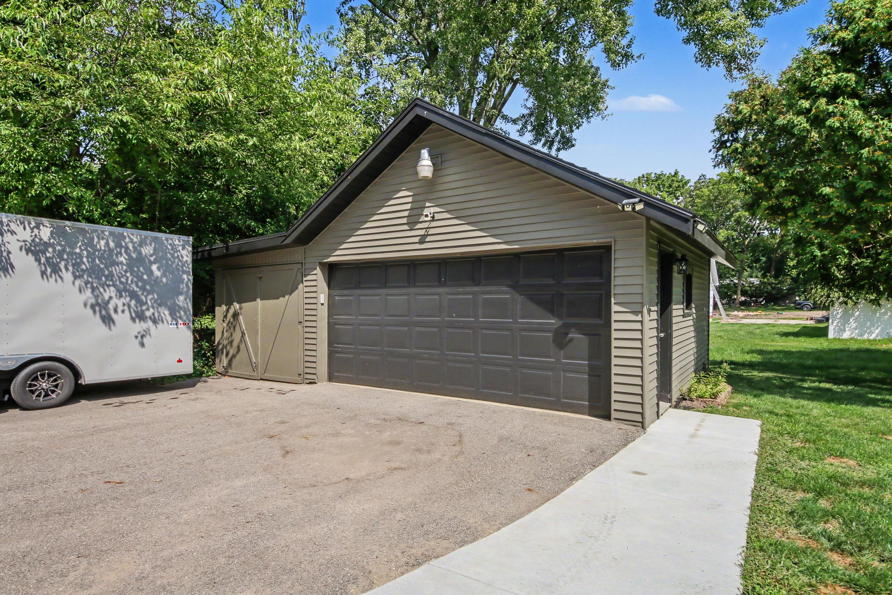 1214 Oakleigh Avenue NW Grand Rapids MI 49504