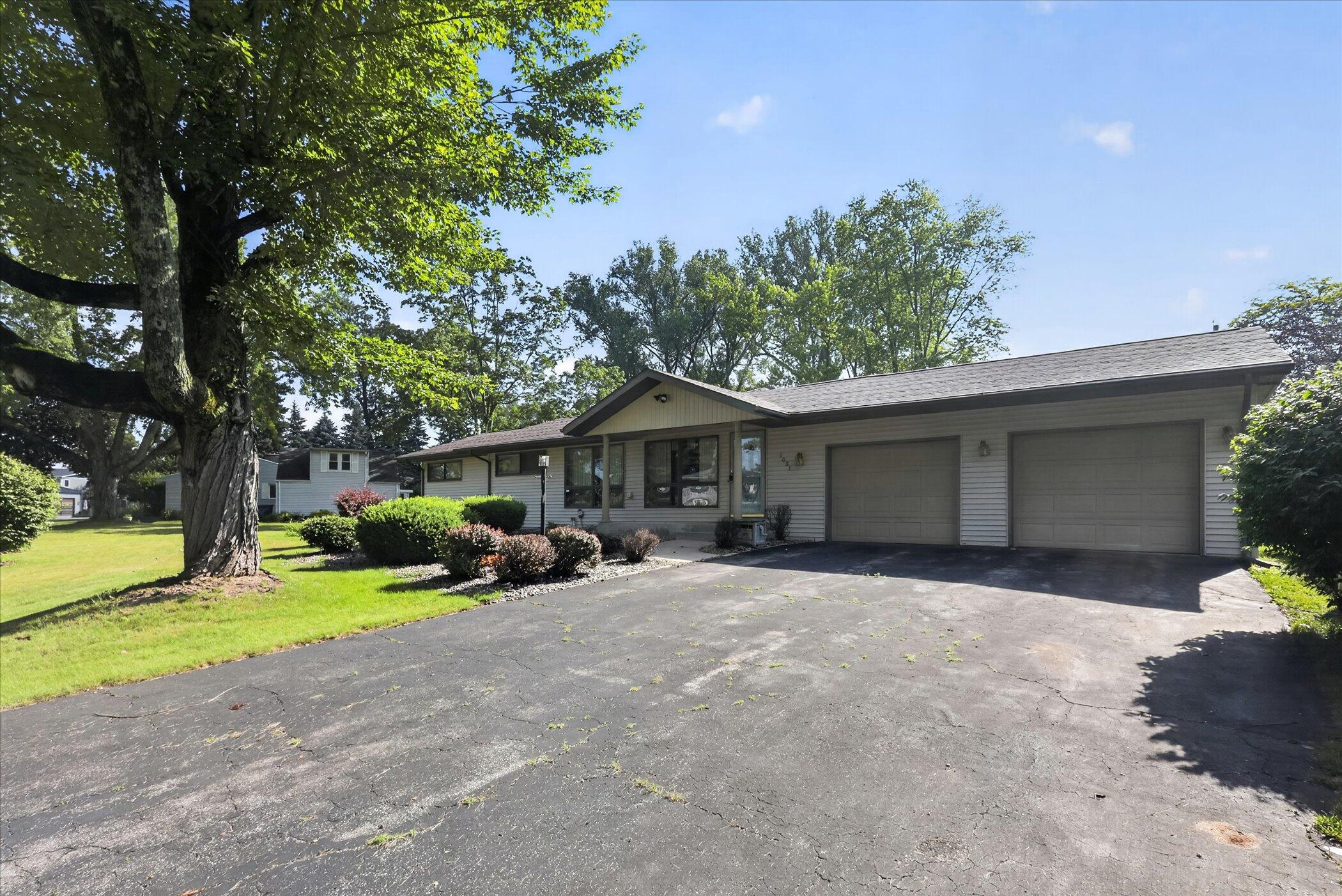 1051 Sylvan Road Benton Harbor MI 49022