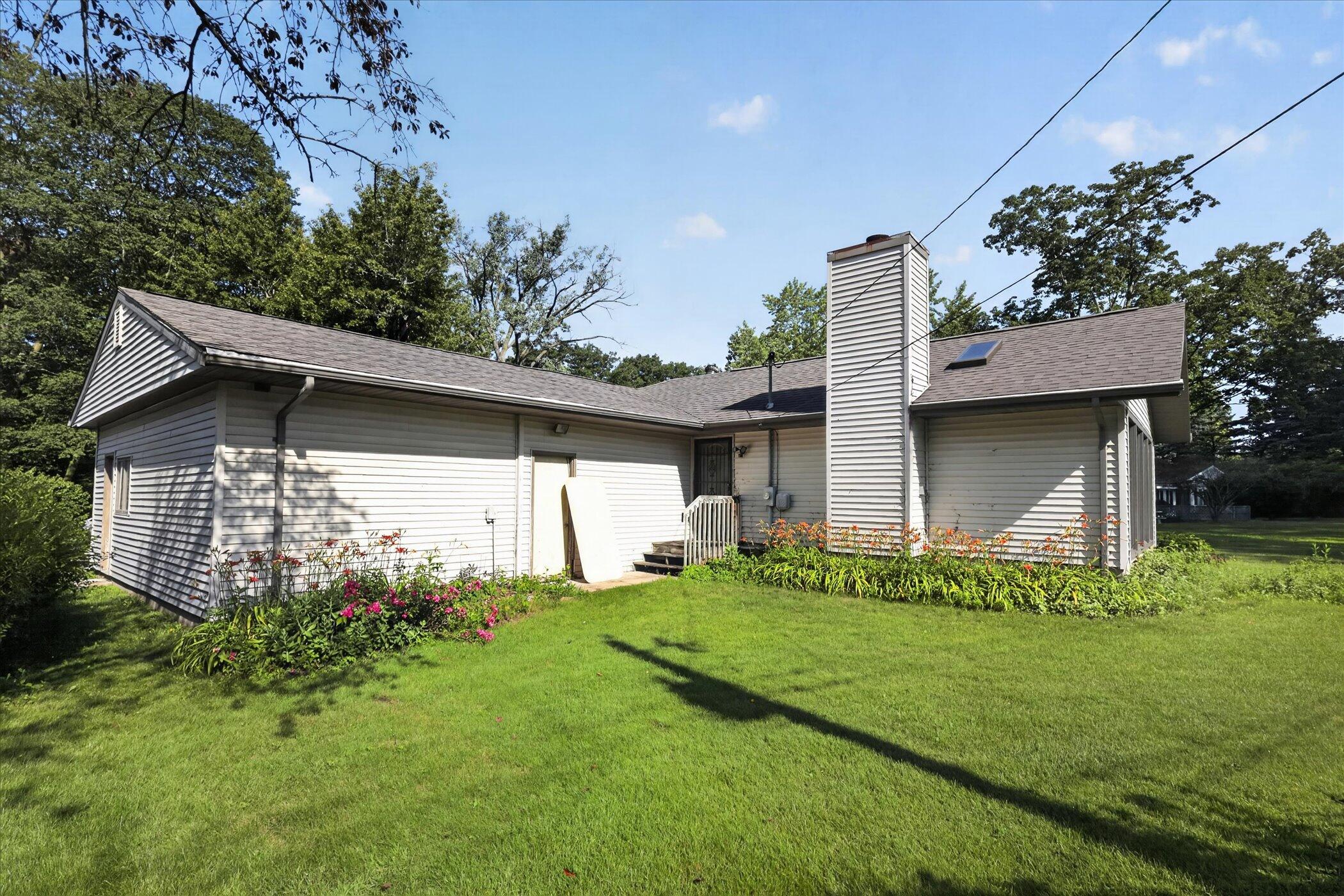1051 Sylvan Road Benton Harbor MI 49022