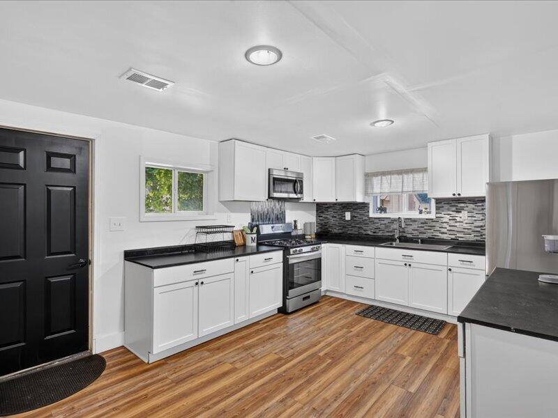 477 Orchard Avenue Muskegon MI 49442