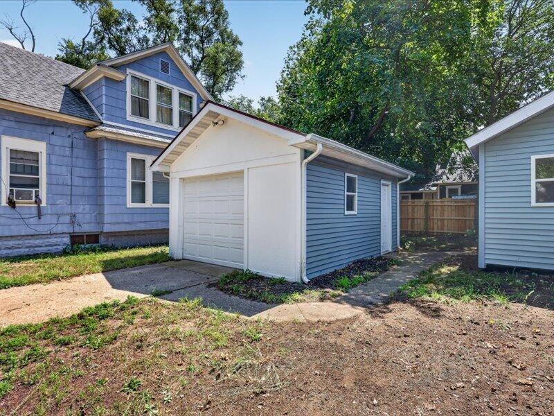 477 Orchard Avenue Muskegon MI 49442