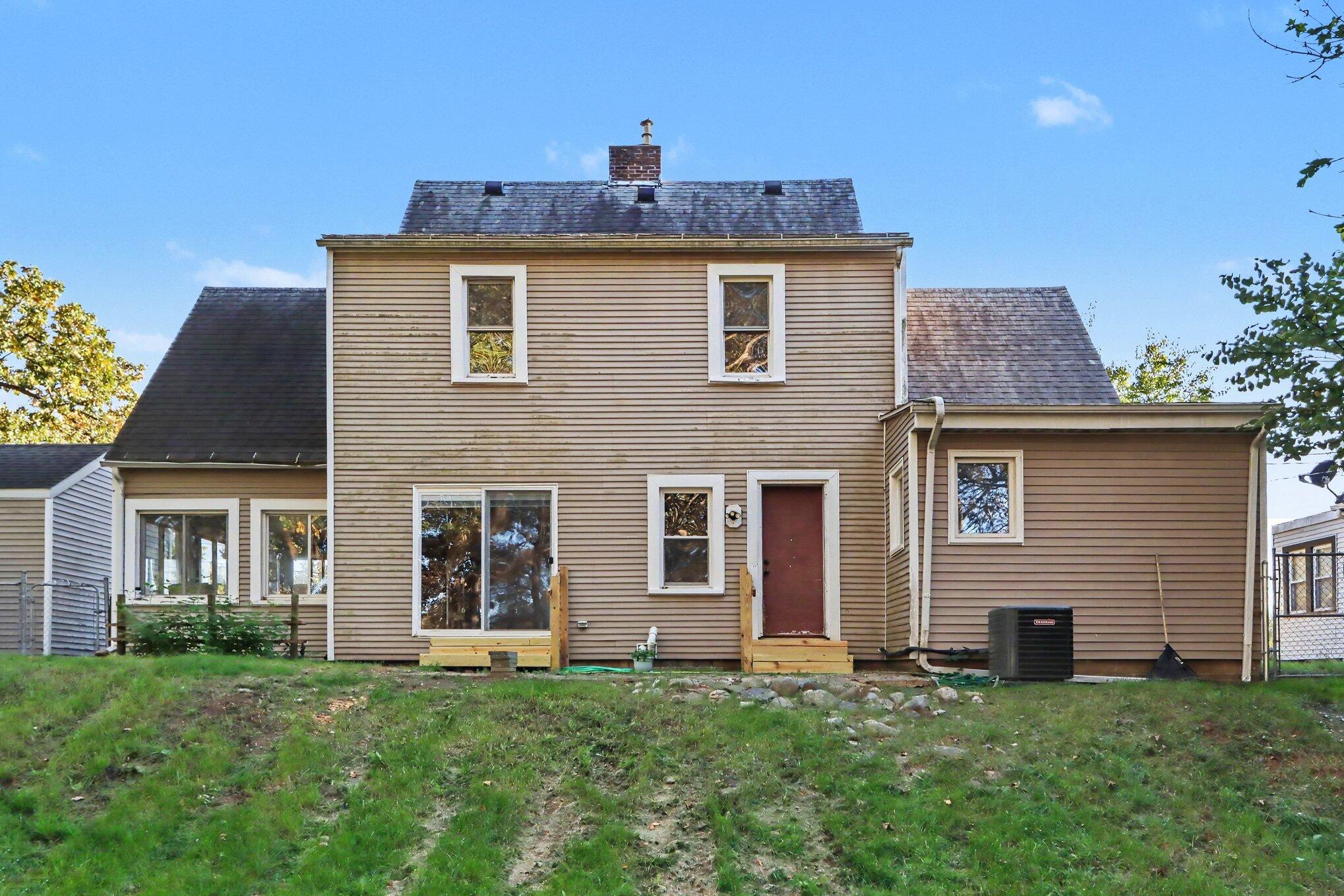 424 W Cork Street Kalamazoo MI 49001