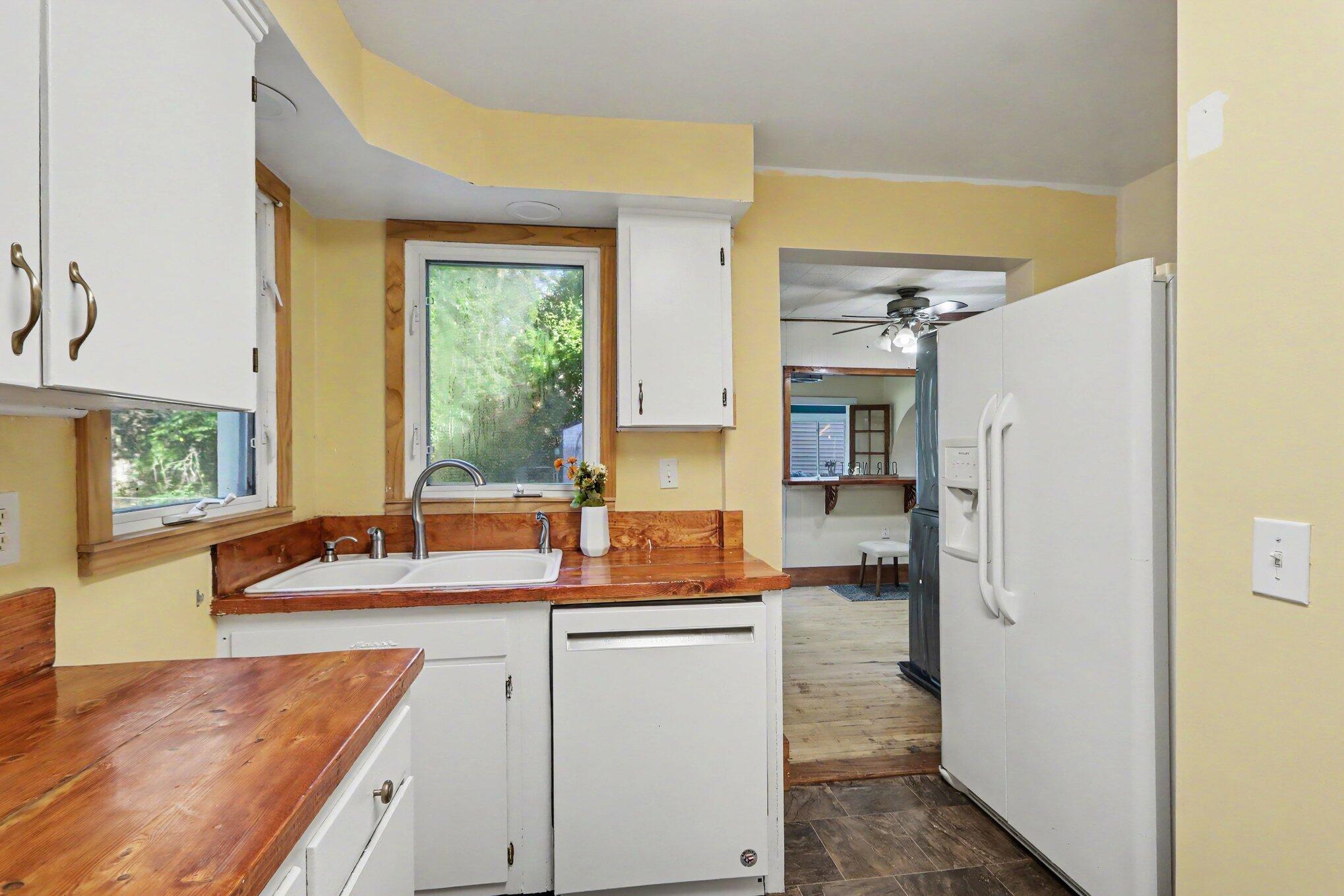 424 W Cork Street Kalamazoo MI 49001