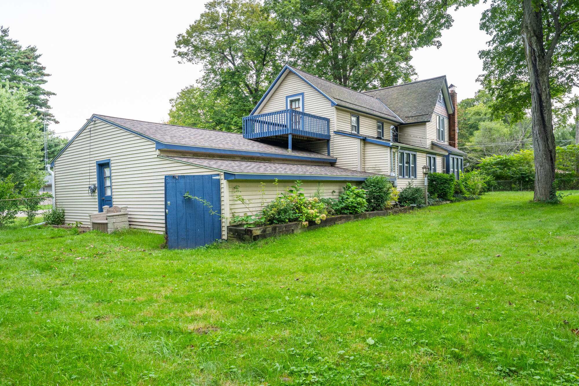 4960 Paw Paw Lake Road Coloma MI 49038