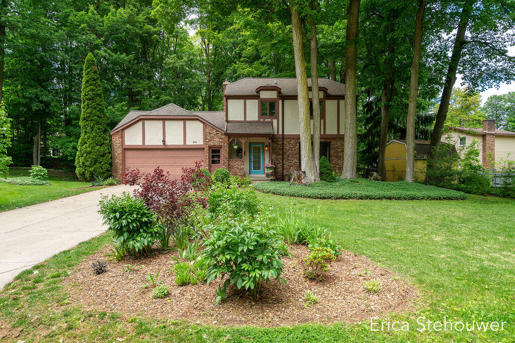 8659 Ridgecrest Court SW Byron Center MI 49315