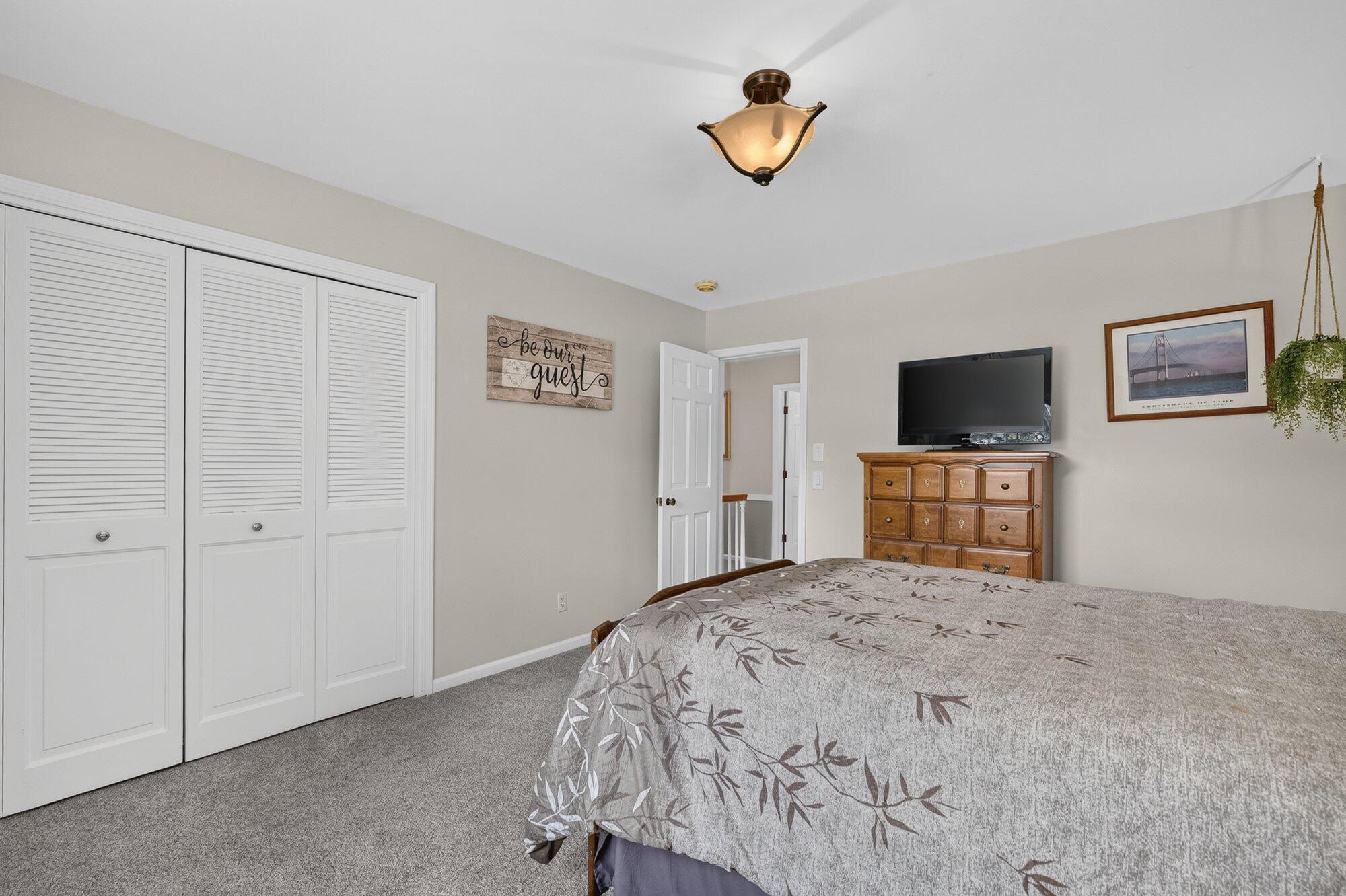 351 W Ridge Circle Kalamazoo MI 49009