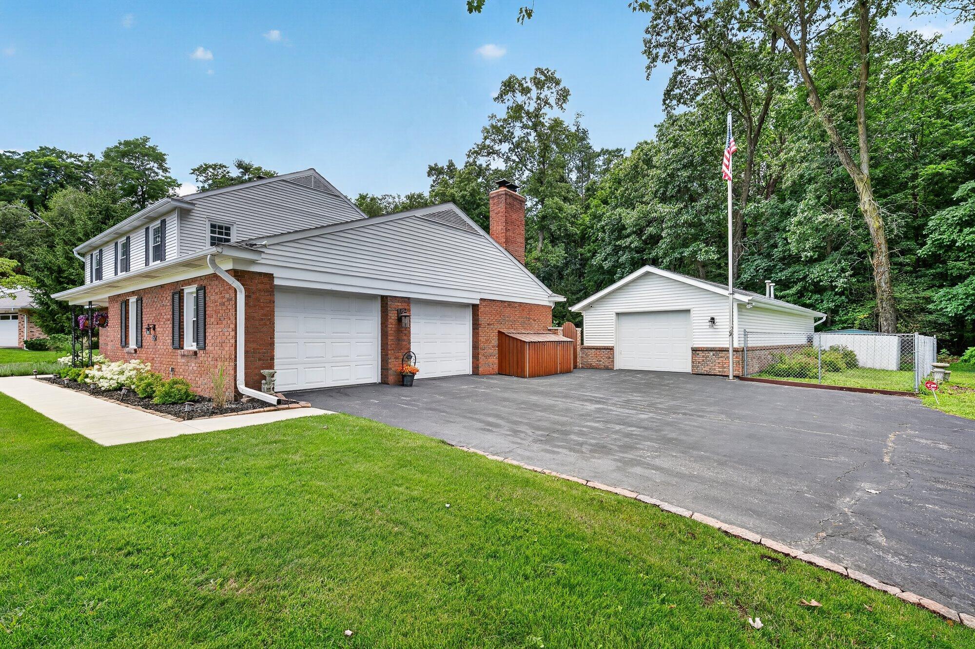 351 W Ridge Circle Kalamazoo MI 49009