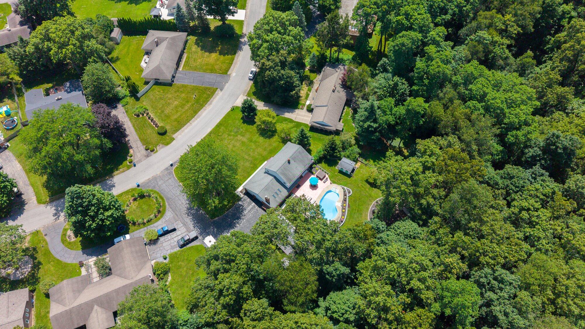 351 W Ridge Circle Kalamazoo MI 49009