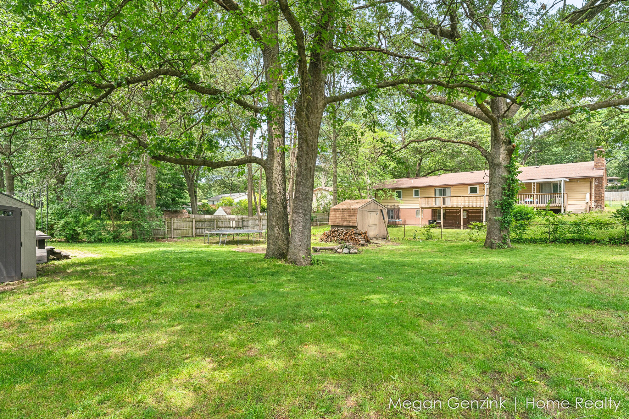 195 Surry Oak Drive Holland MI 49424