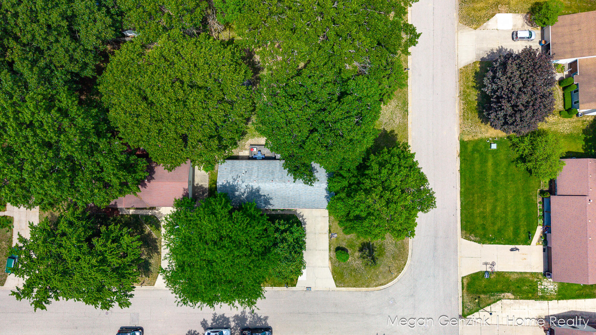 195 Surry Oak Drive Holland MI 49424