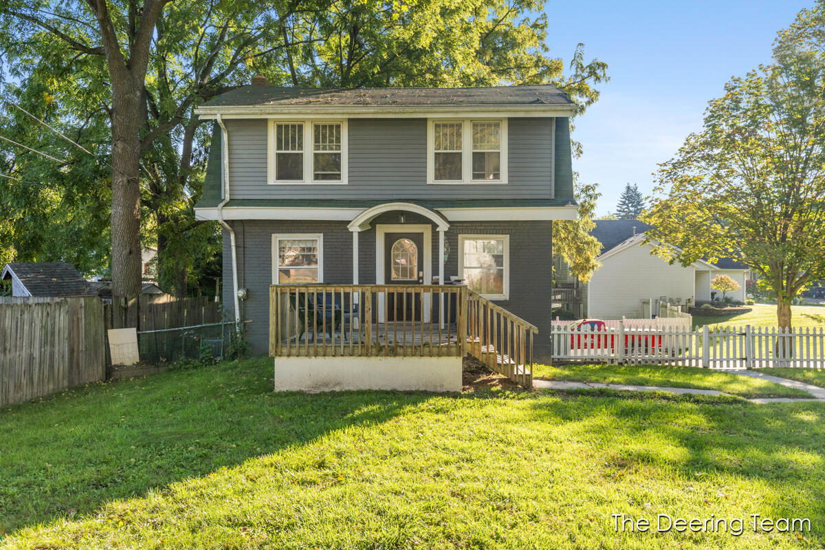 1621 Southampton Drive SE Grand Rapids MI 49508