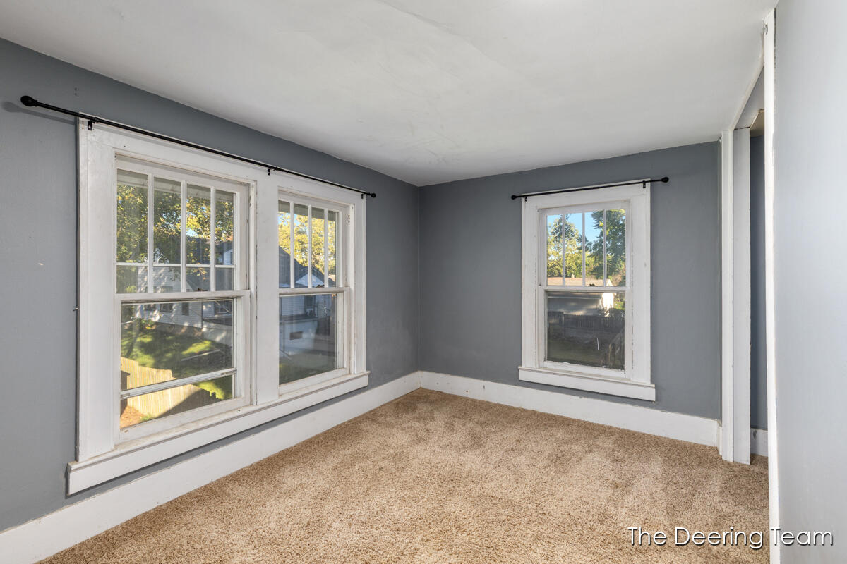 1621 Southampton Drive SE Grand Rapids MI 49508
