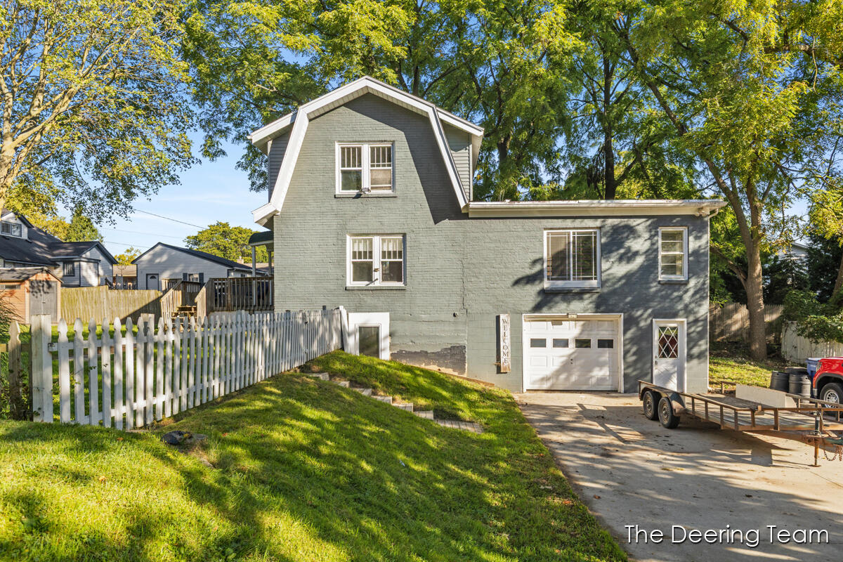 1621 Southampton Drive SE Grand Rapids MI 49508