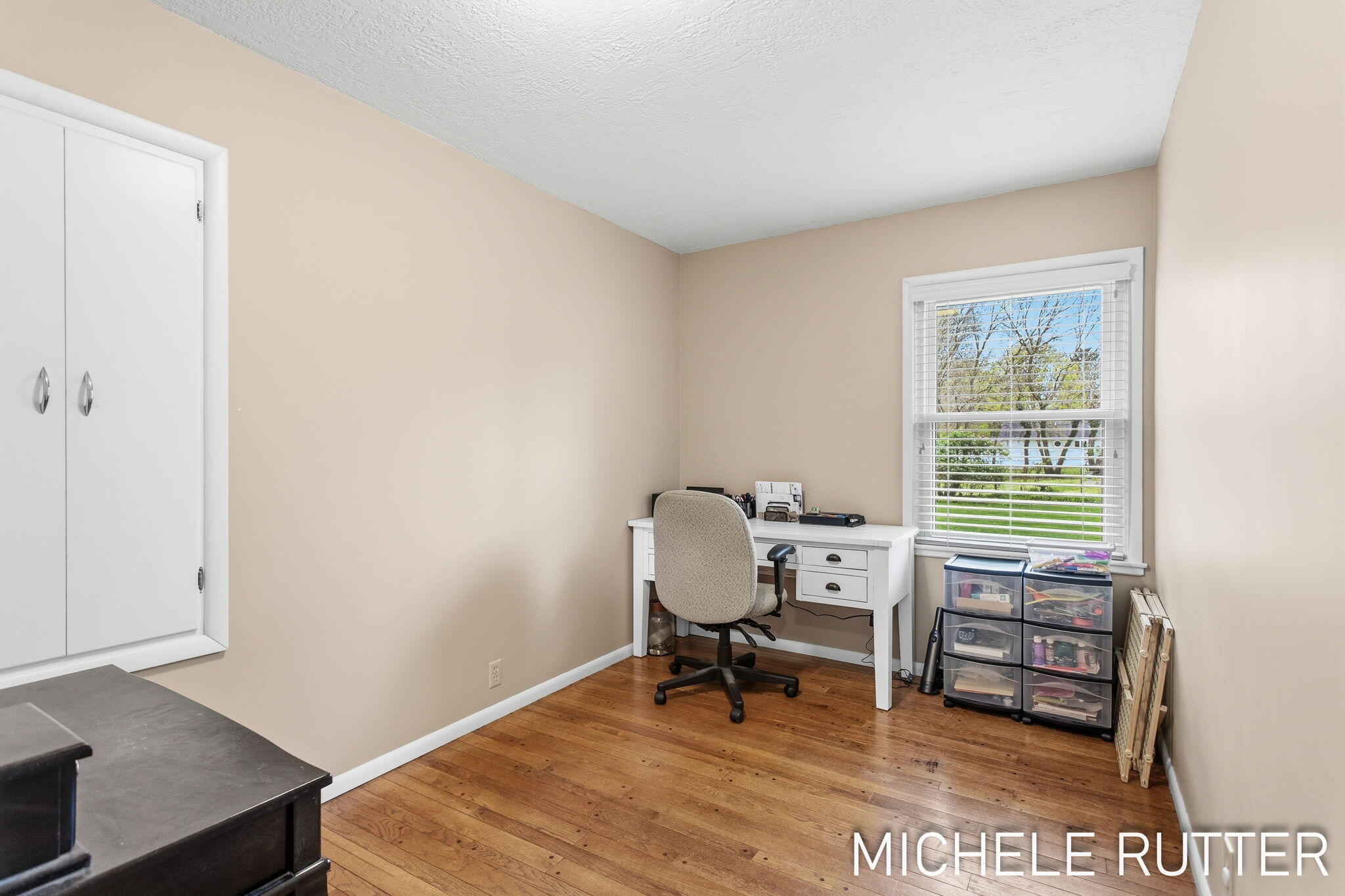 526 Pinecrest Street Holland MI 49424