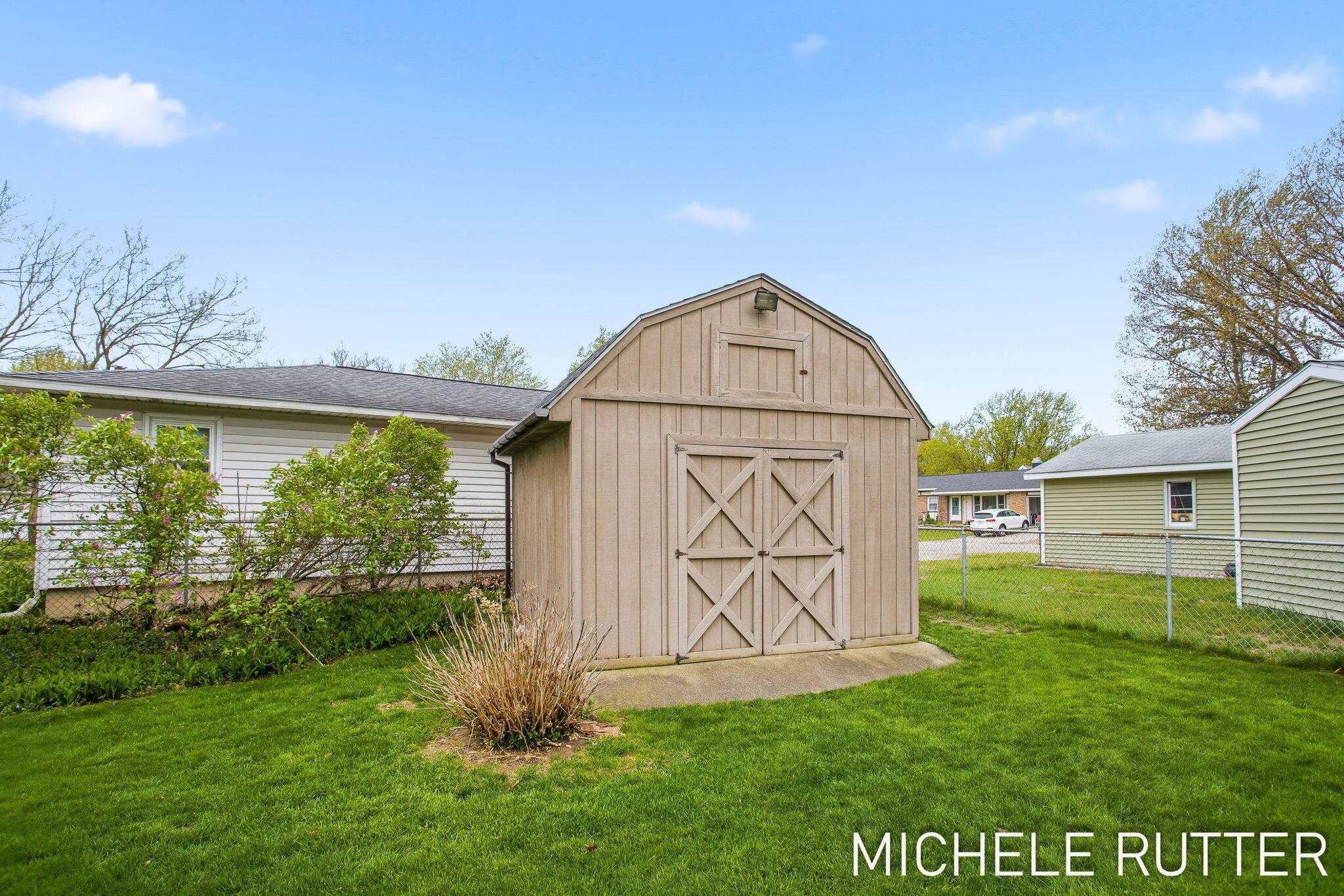 526 Pinecrest Street Holland MI 49424