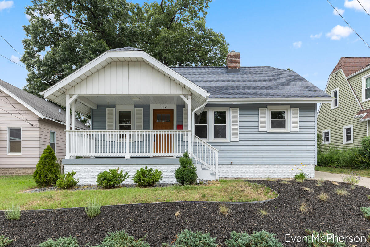 1523 Boston Street SE Grand Rapids MI 49507