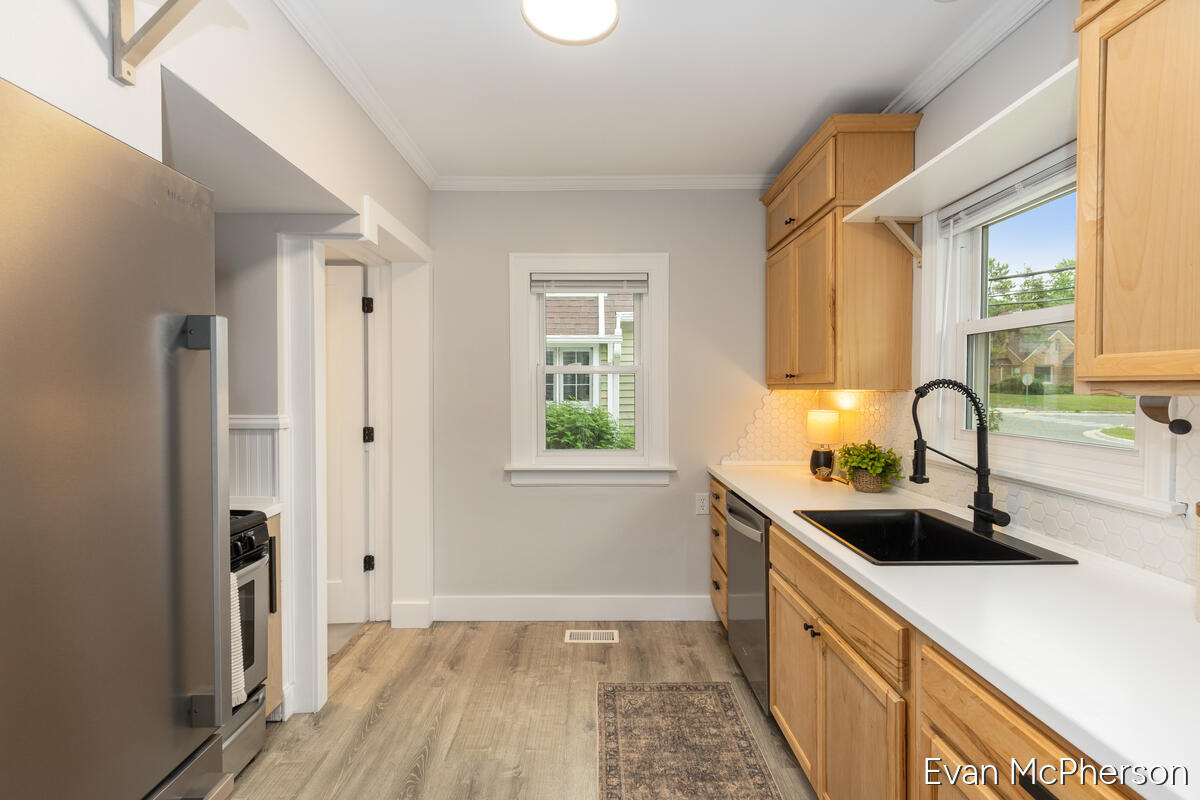 1523 Boston Street SE Grand Rapids MI 49507
