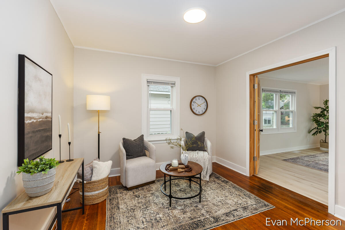 1523 Boston Street SE Grand Rapids MI 49507