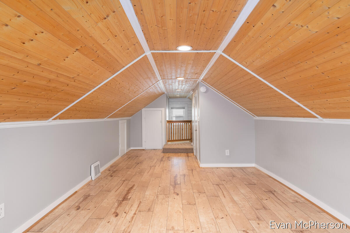 1523 Boston Street SE Grand Rapids MI 49507