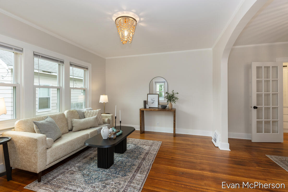 1523 Boston Street SE Grand Rapids MI 49507