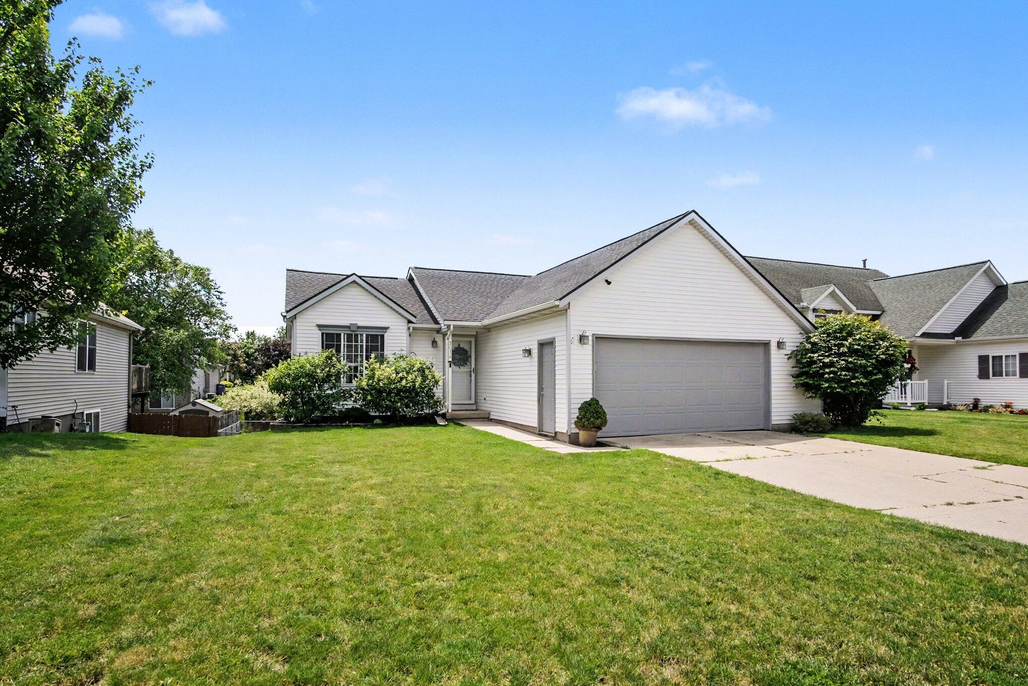 3014 Stonewood Street NW Grand Rapids MI 49504