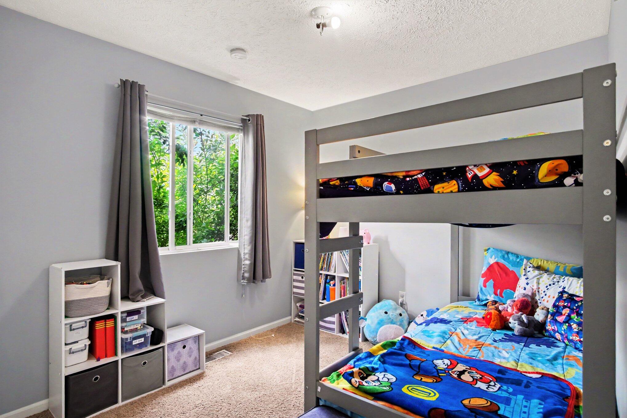 3014 Stonewood Street NW Grand Rapids MI 49504