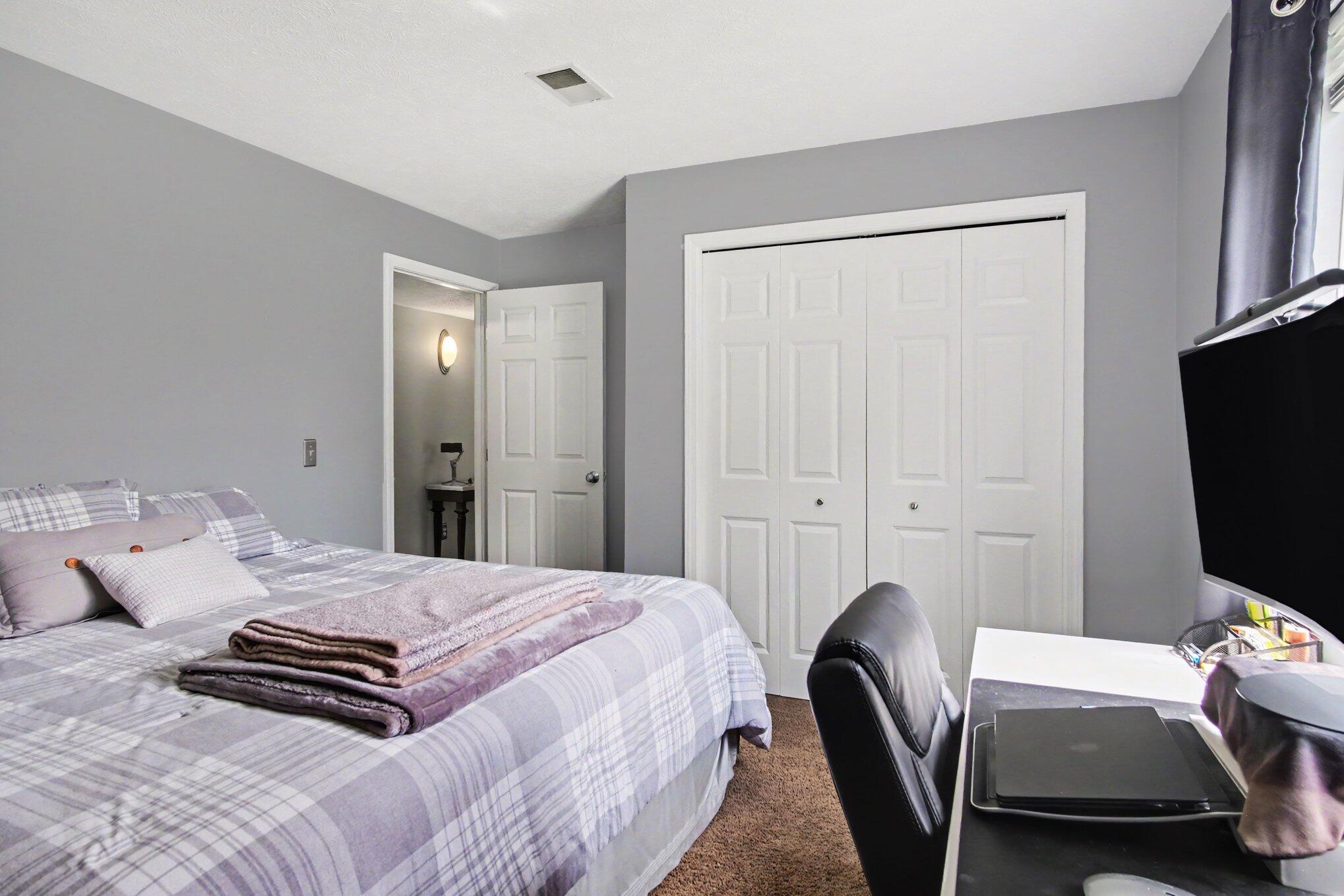 3014 Stonewood Street NW Grand Rapids MI 49504