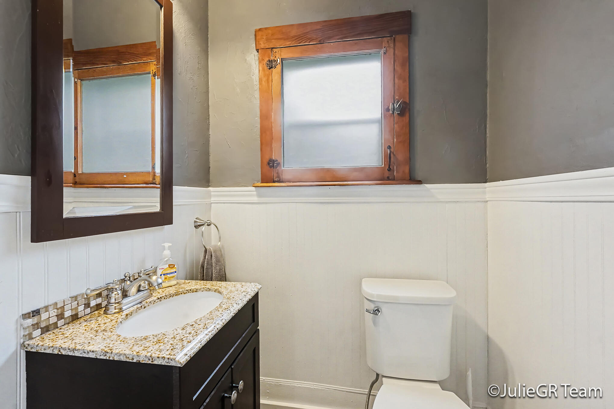 539 Garfield Avenue NW Grand Rapids MI 49504