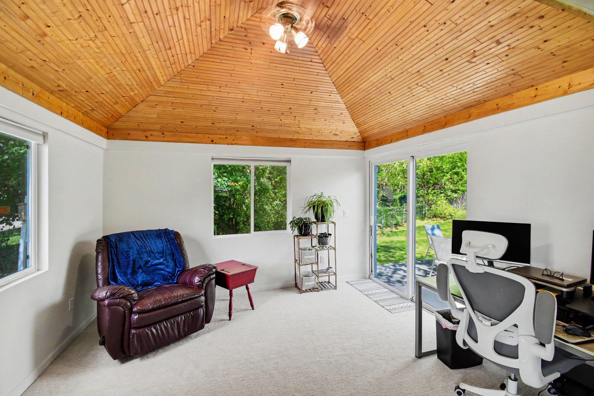 2005 Brandon Drive NW Grand Rapids MI 49504