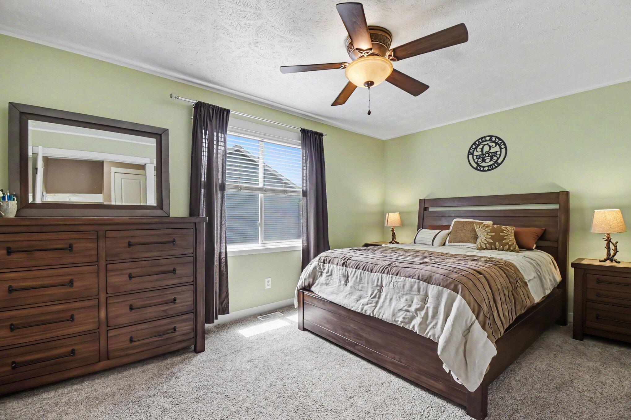 2561 Orchard View Drive NE Grand Rapids MI 49505