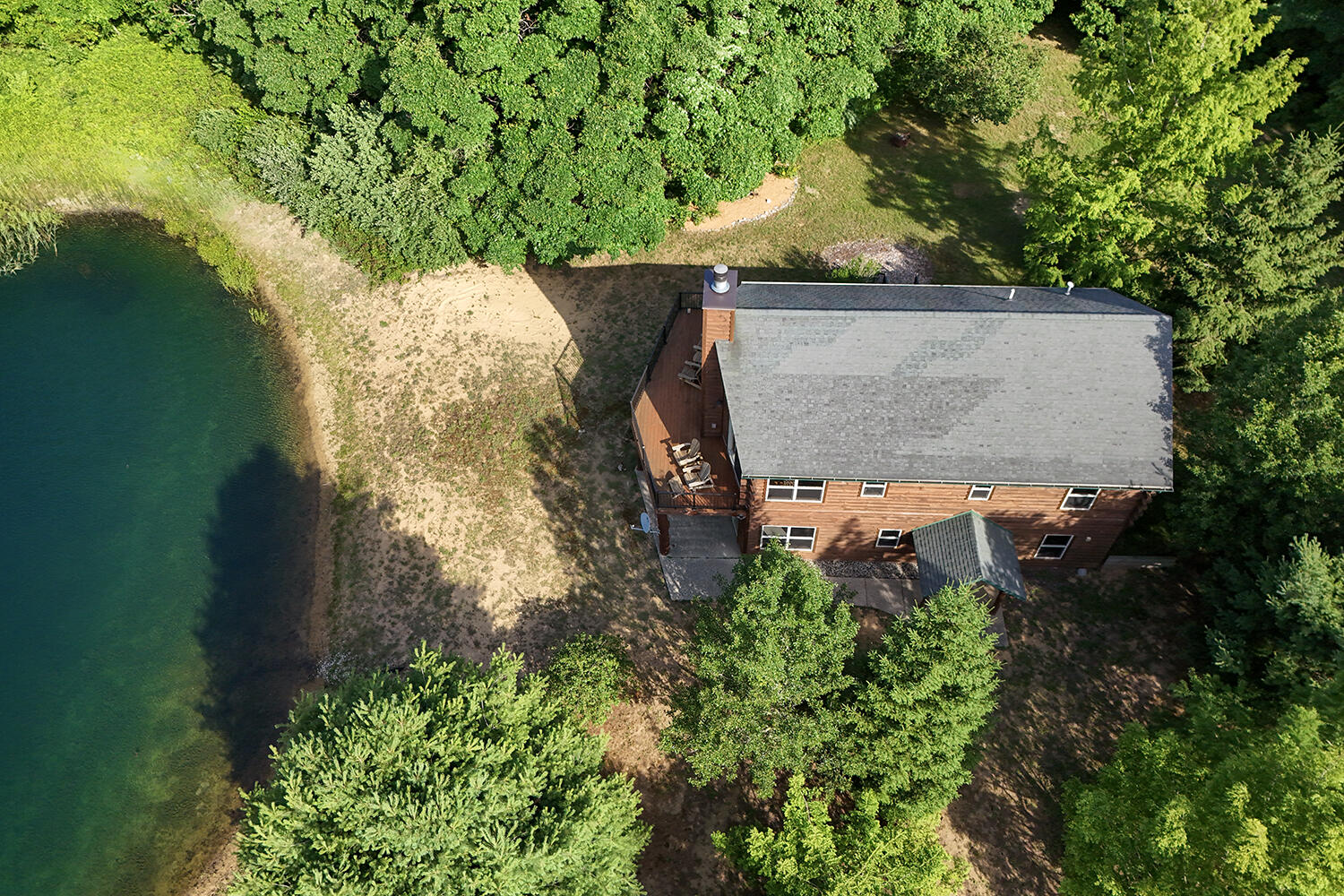 6645 Foote Trail Fennville MI 49408