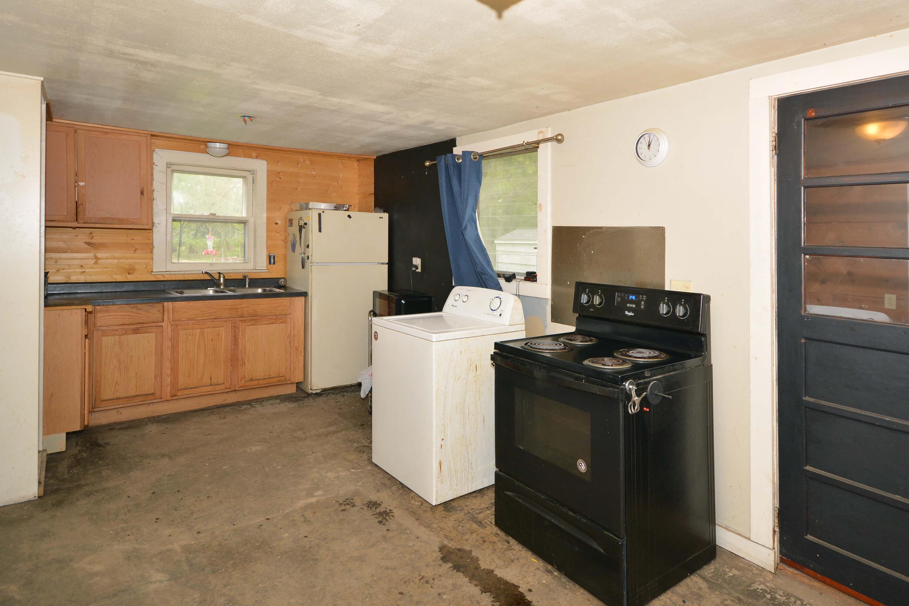 1923 Pleasant Drive Portage MI 49002