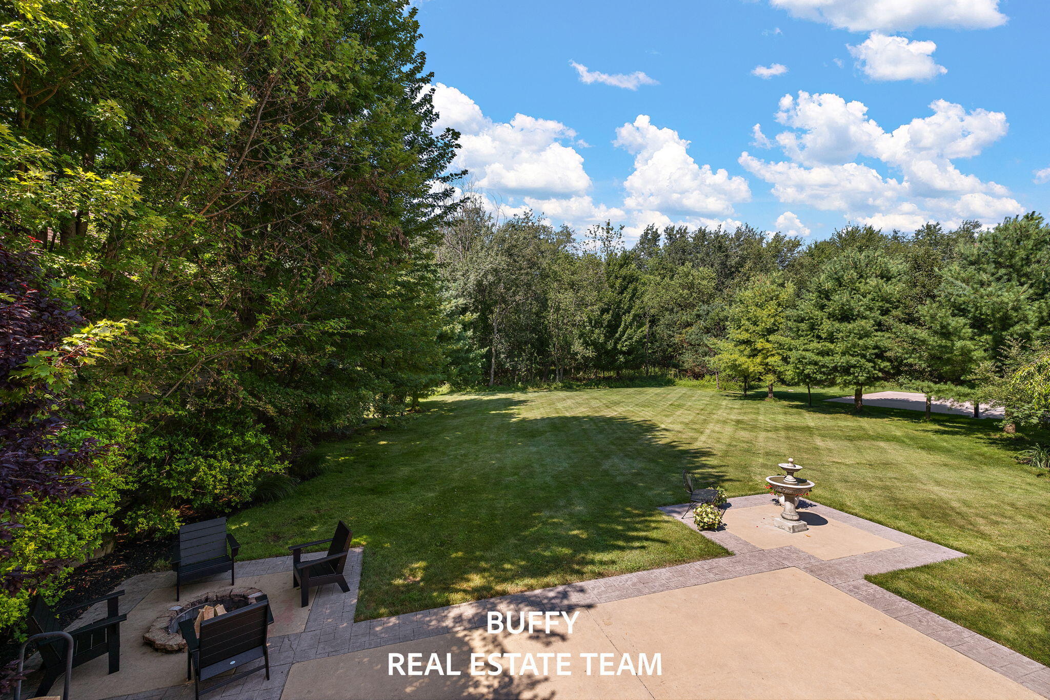 162 Meadows Drive Norton Shores MI 49444