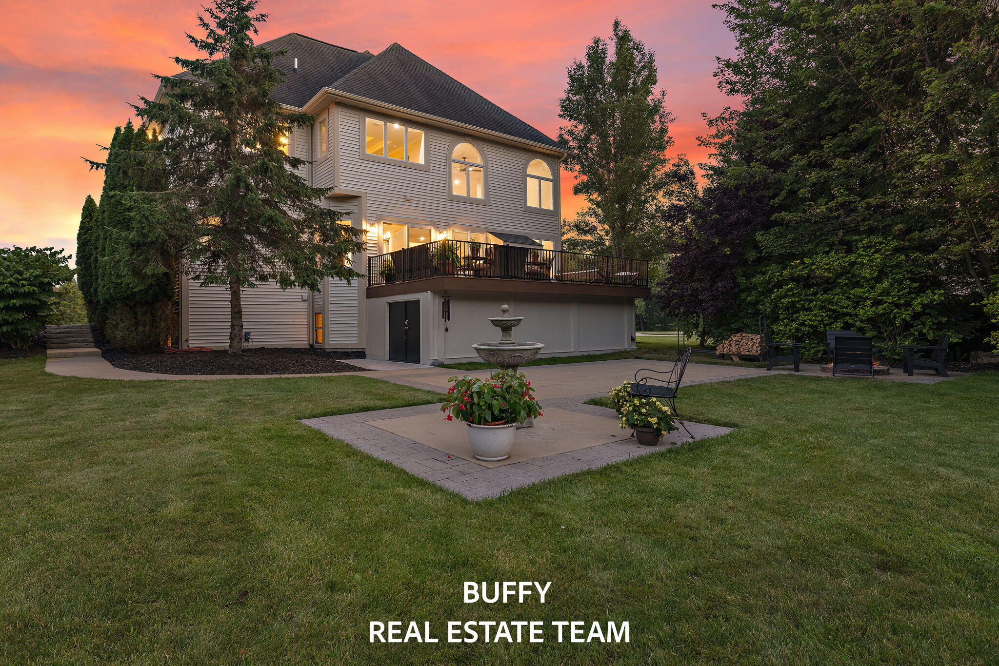 162 Meadows Drive Norton Shores MI 49444