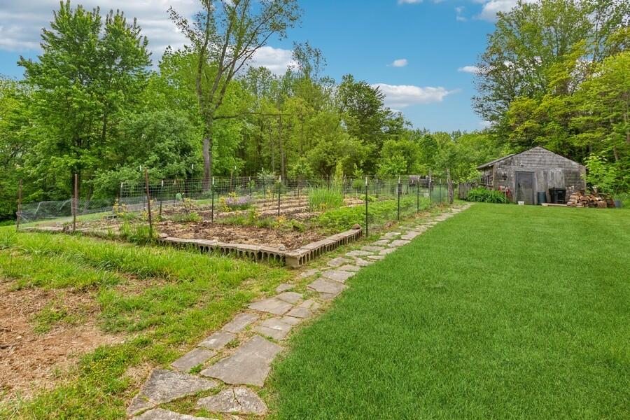 6460 E Galien Buchanan Road Buchanan MI 49107