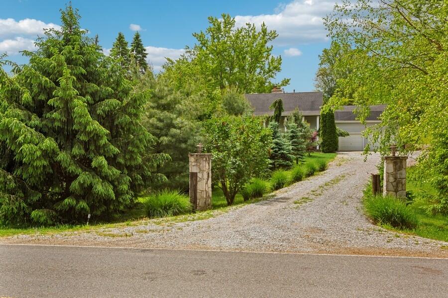 6460 E Galien Buchanan Road Buchanan MI 49107