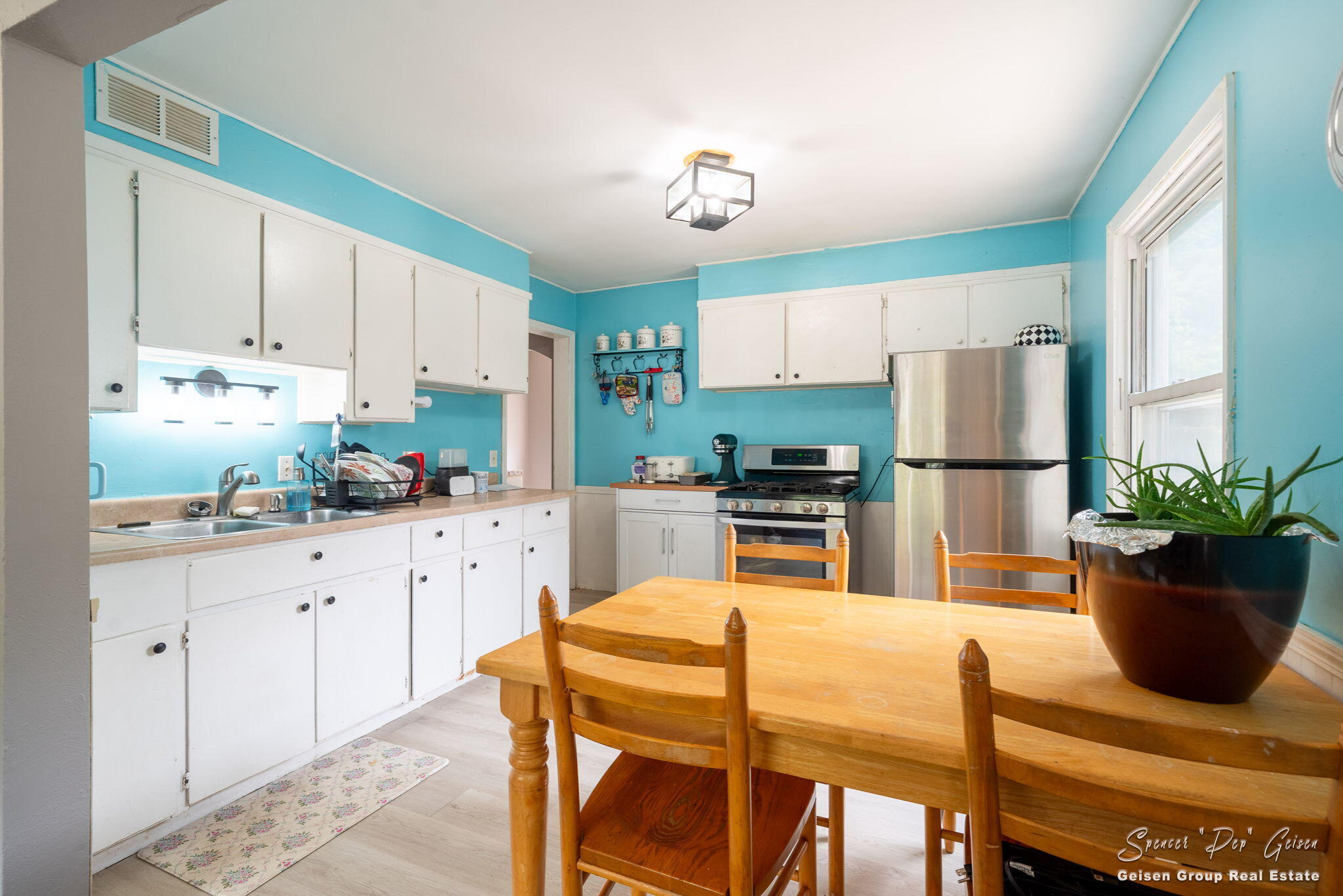 820 Woolsey Drive SW Grand Rapids MI 49503