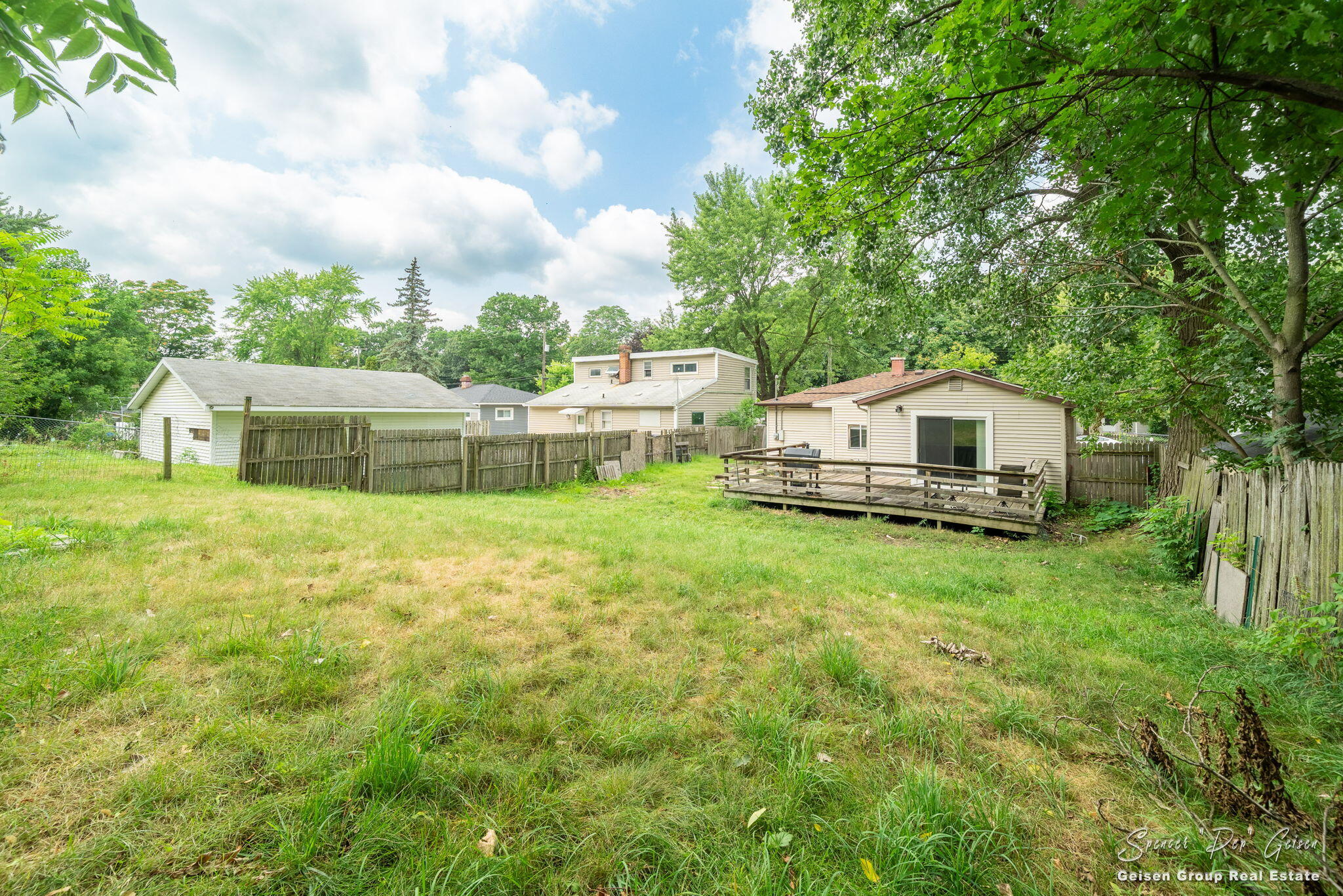 820 Woolsey Drive SW Grand Rapids MI 49503