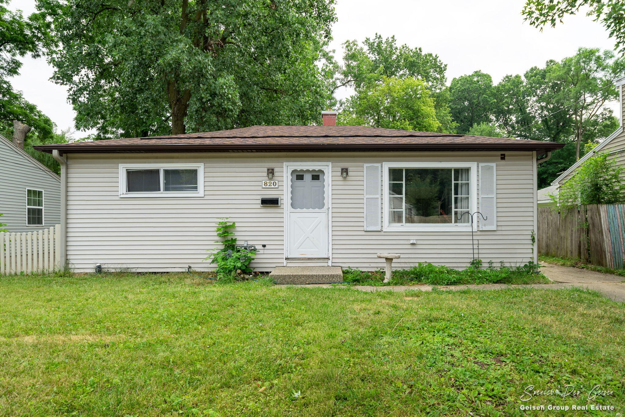 820 Woolsey Drive SW Grand Rapids MI 49503